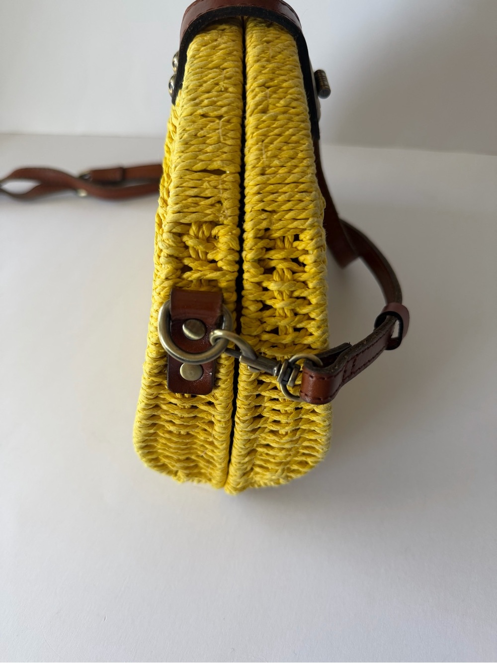 Patricia Nash Wicker Bonelle Dome Crossbody bag Yellow - Picture 8 of 12